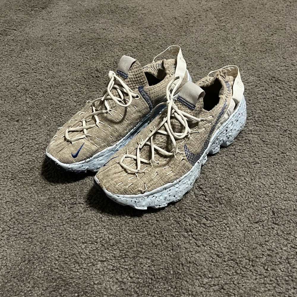 Size 8.5 - Nike Space Hippie 04 Be True